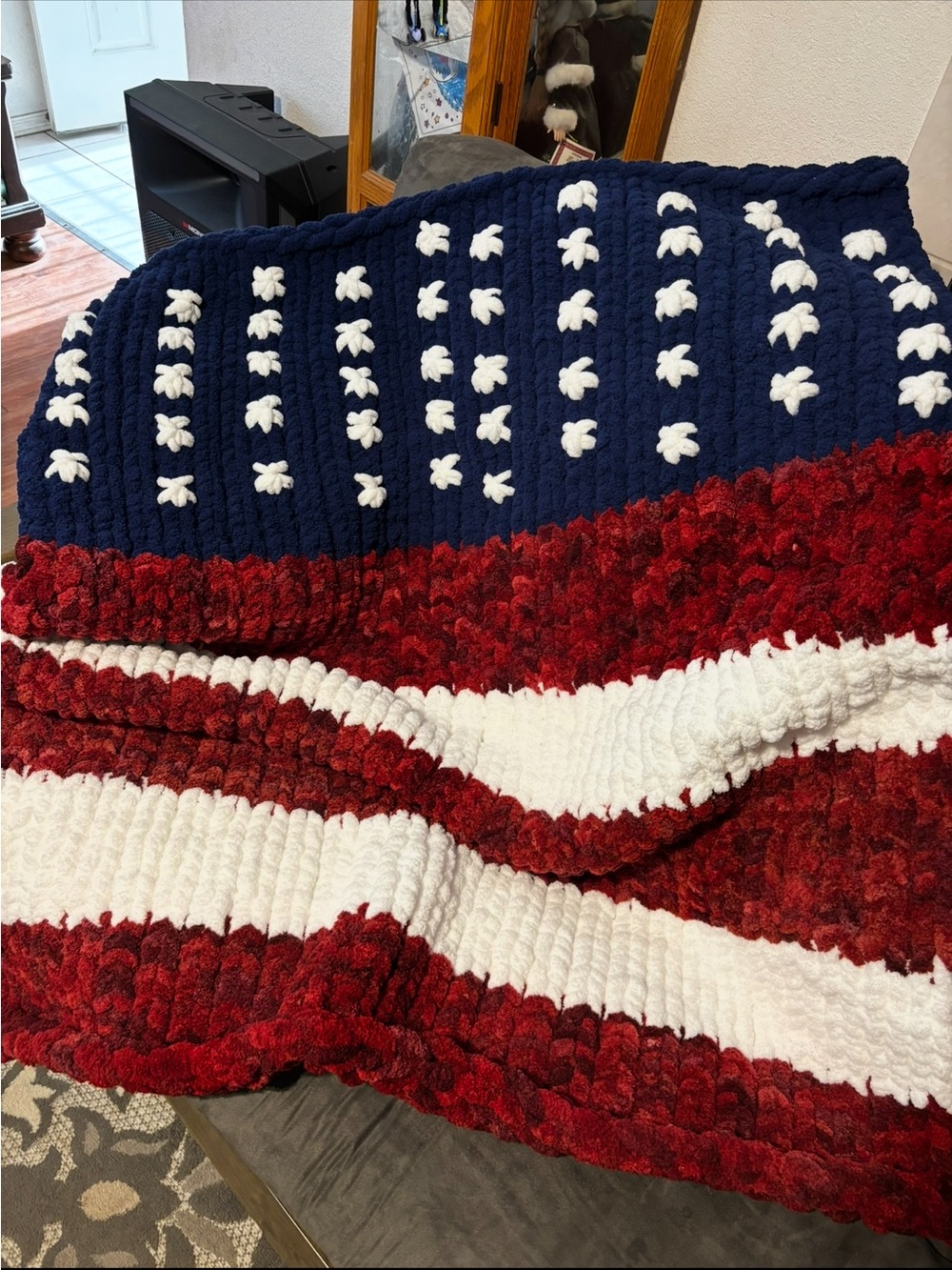 Fourth of July chunky yarn throw blanket